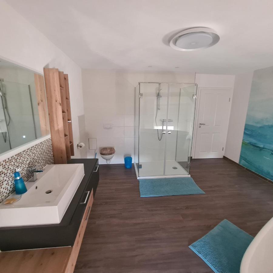 Gaestezimmer Treuen - Bed & Breakfast Exteriör bild